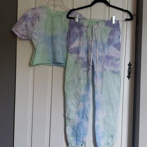 2 piece tie dye crop and joggers